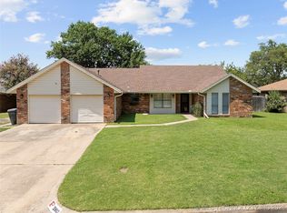 2003 8th Ave NW, Ardmore, OK 73401