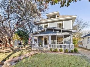 318 S Edgefield Ave, Dallas, TX 75208