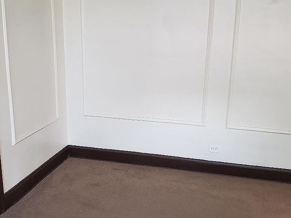 4th image of 10838 S Calumet Ave #3S