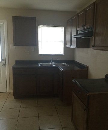 4th image of 3716 Bowie Ave