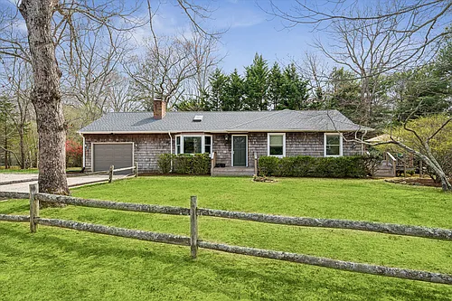 26 Woodbine Dr Photo 1