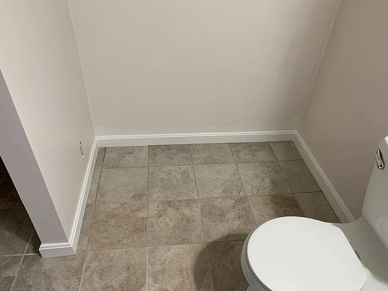 32 Skyline Dr #4 — Photo 11