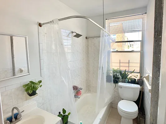 Rented by Corcoran | media 14