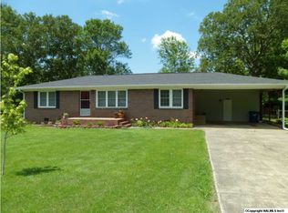 5462 2nd St, Hokes Bluff, AL 35903