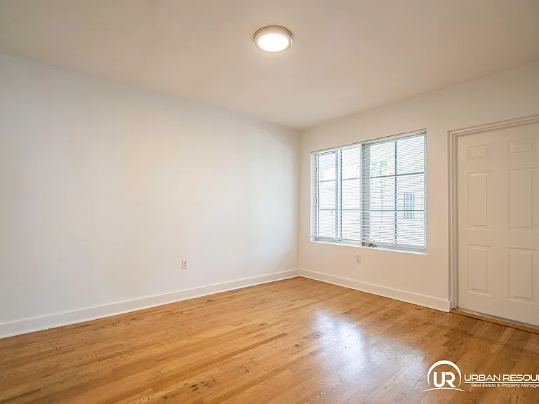 2425 Flamingo Pl #12 — Photo 8