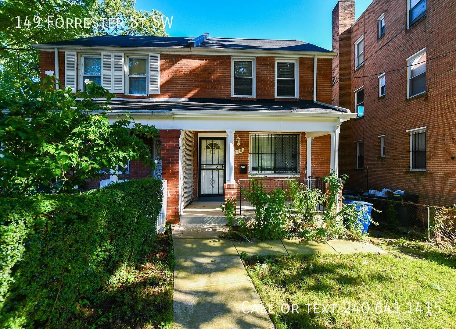 Charming 2 BR/1.5 BA Semi-Detached Home in Congress Heights! — Photo 2