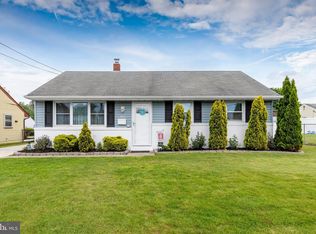 447 Flanders Rd, Bellmawr, NJ 08031