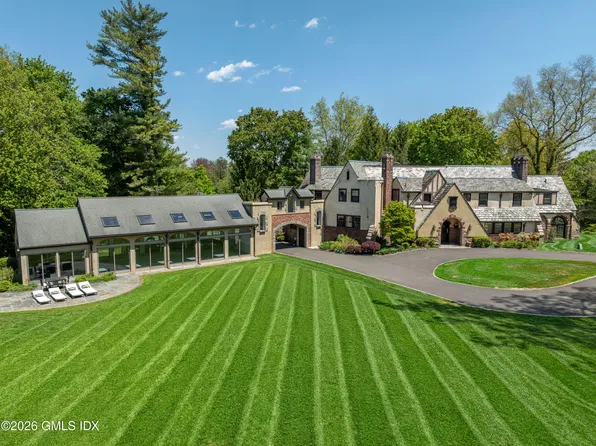 21 Calhoun Dr, Greenwich, CT 06831