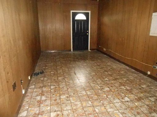 3rd image of 808 Bunche Dr