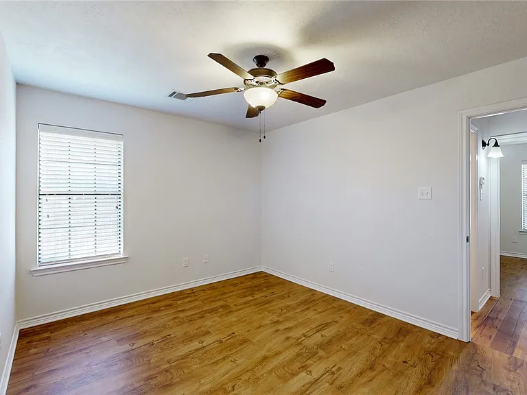 1101 Pamplin Ct — Photo 19