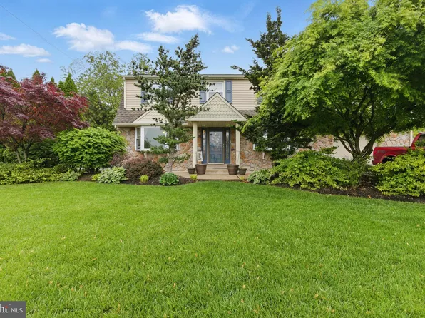 417 Heights Ln, Feasterville, PA 19053