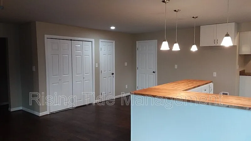 3 bed, 2.0 bath, 1552 sqft, $1,225 — Photo 4