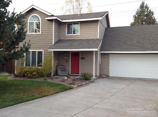 890 NE Robin Ct, Bend, OR 97701