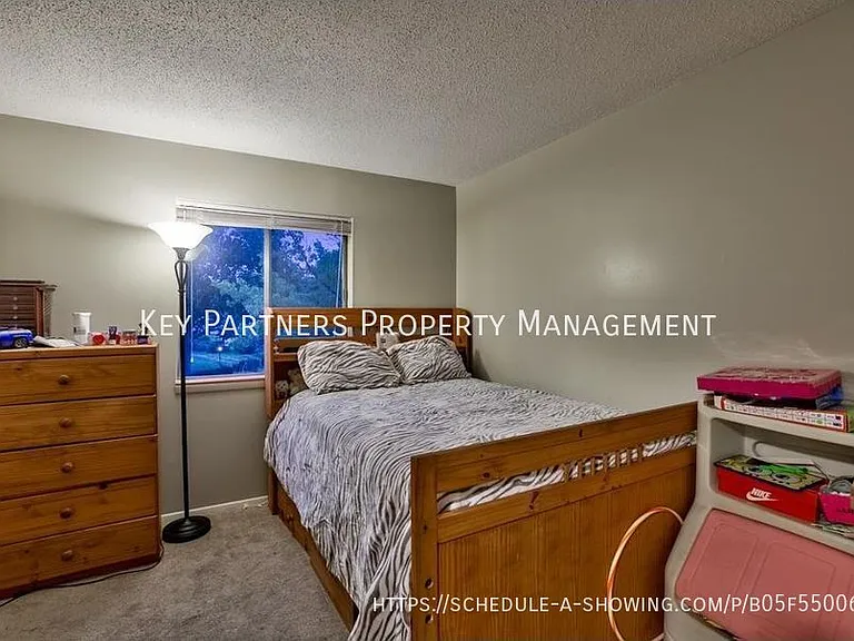 8023 E 88th St — Photo 15
