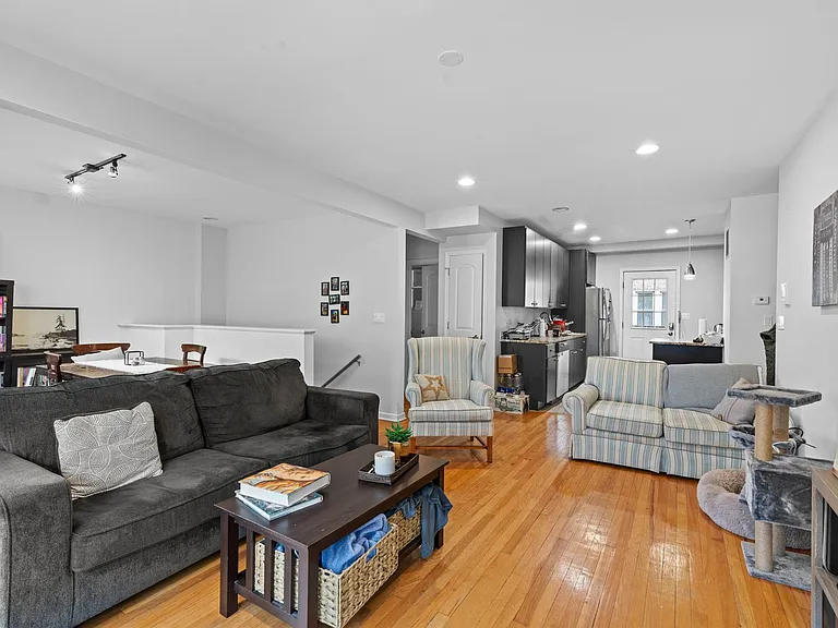 Newgard Arthur Apartments — Photo 12