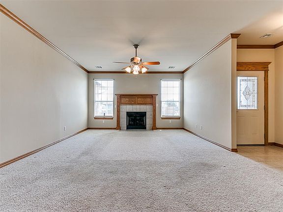 5th image of 601 N Ponderosa Way
