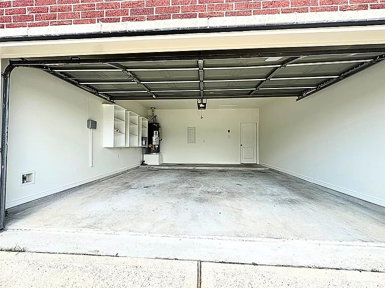 8218 Nagy Hill St — Photo 27