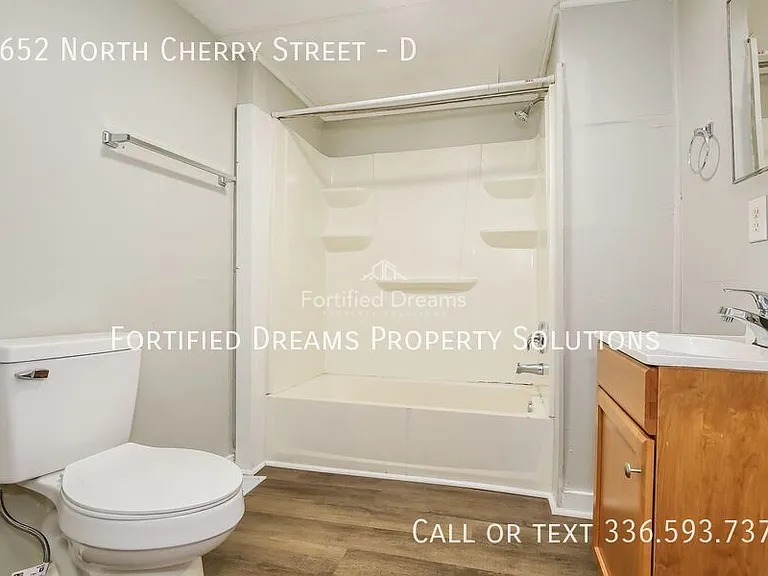 1652 N Cherry St #D — Photo 11