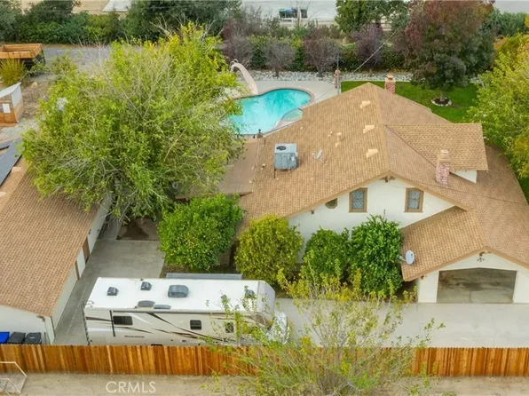1271 W Esplanade Ave, Hemet, CA 92543