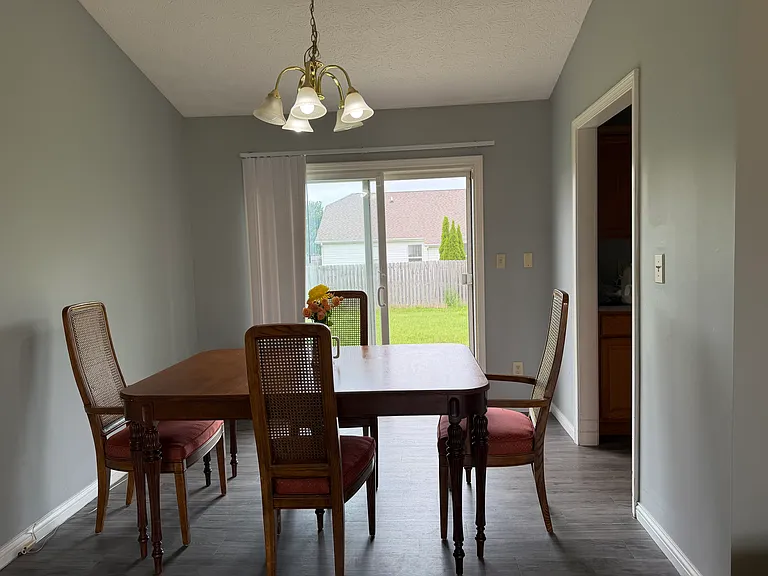 1402 Crusade Dr #3 — Photo 4
