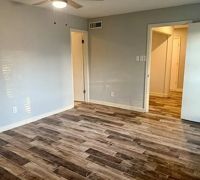 5202 Santrey Dr — Photo 12