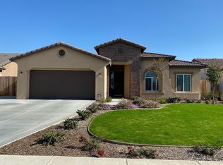 2002 Crispin St, Bakersfield, CA 93312