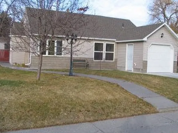 275 E 19th St, Idaho Falls, ID 83404