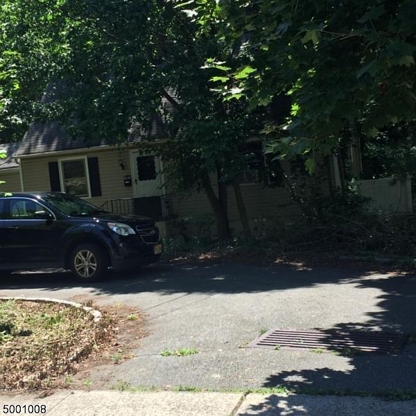 2nd image of 234 Franklin Tpke