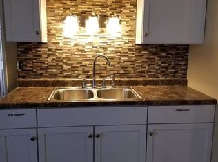 936 W Packard St, Decatur, IL 62522