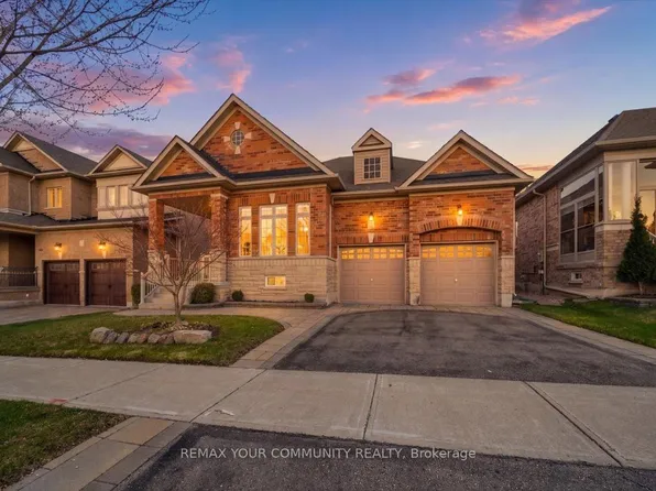 51 Tonner Cres, Aurora, ON L4G 0G6