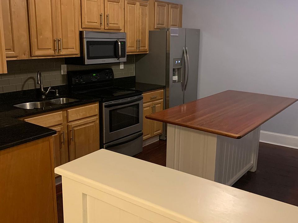 1st image of 194 Glenwood Ave #1R