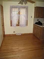 4th image of 3532 N Oak Park Ave