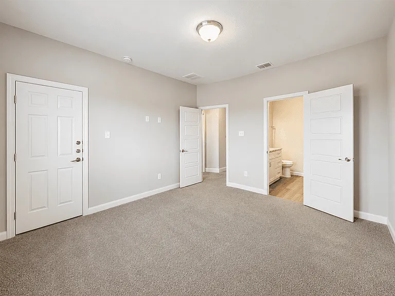 7220 Magnolia Vlg #201 — Photo 17