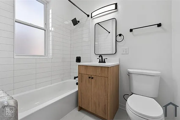 6511 N Leavitt St #3 — Photo 13