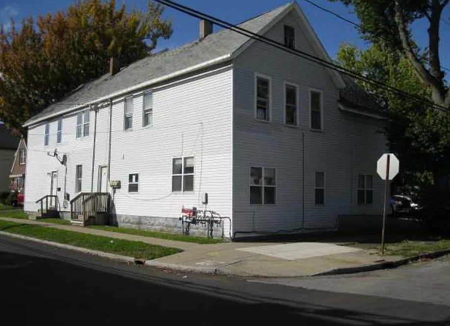 114 Vanderbilt St