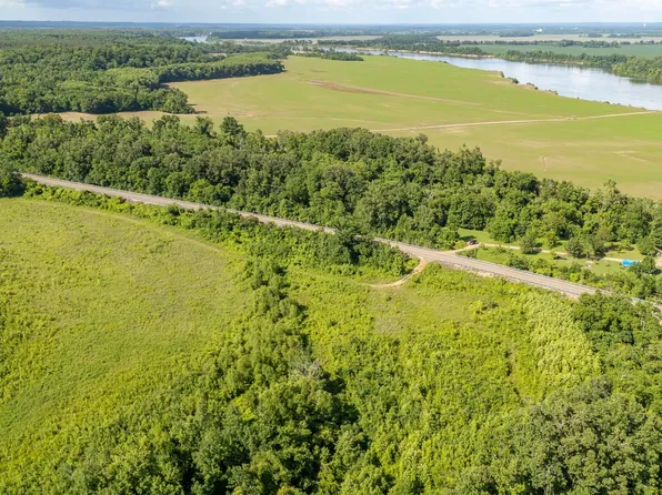 22 Highway, Adamsville, TN 38310