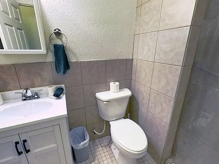 615 W Martin Luther King Dr #1 — Photo 11
