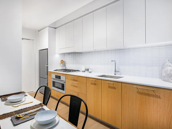 29-59 Northern Boulevard image 2 of 30