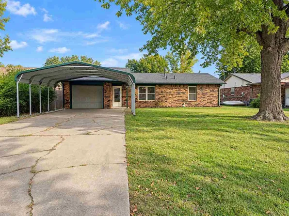 604 N Magnolia Ave, Newkirk, OK 74647