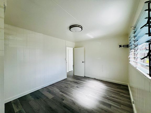 5th image of 802 Kahuna Ln #A