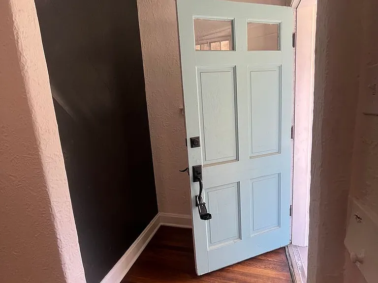 908 Maury St — Photo 10