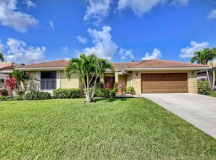 11600 Island Lakes Ln, Boca Raton, FL 33498