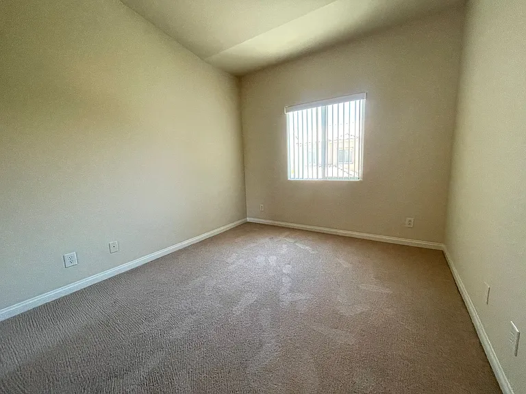 862 Park Walk Ave — Photo 12