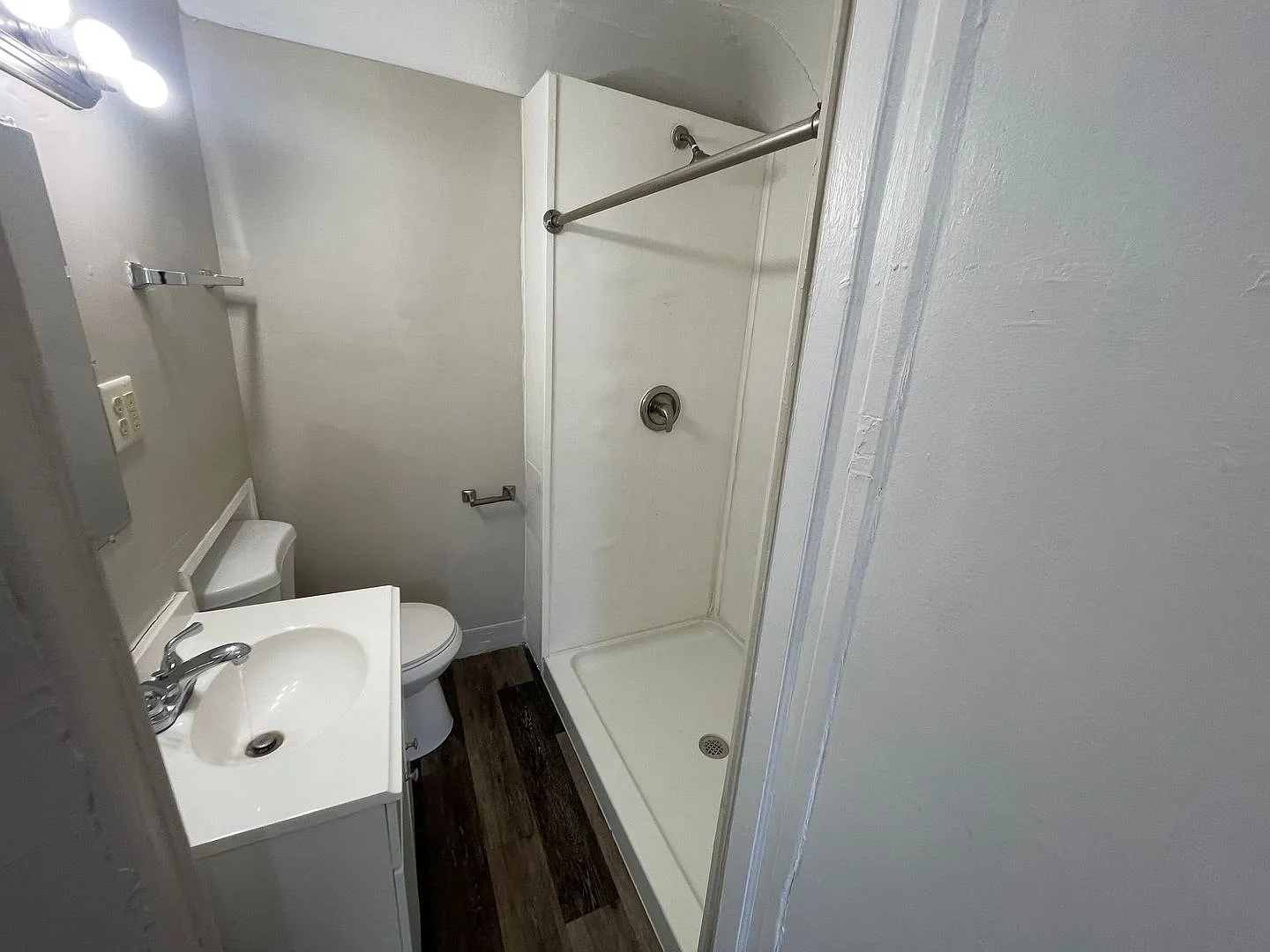 6901-6913 W. Mitchell Street - 14 Unit — Photo 4