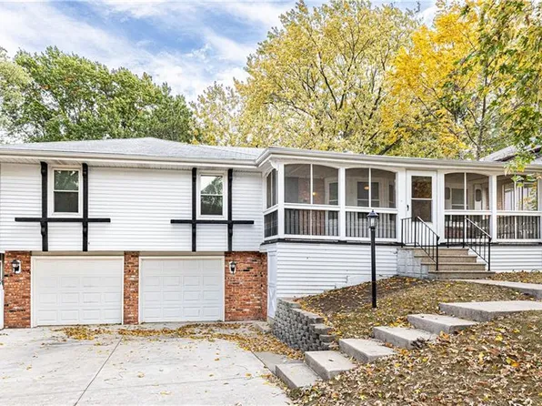 8823 N Grand Ave, Kansas City, MO 64155