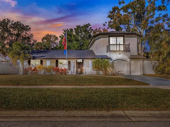 1008 Greenleaf Way, Tarpon Springs, FL 34689