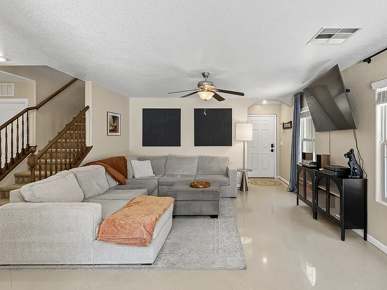 10847 Iona Island Ave — Photo 10