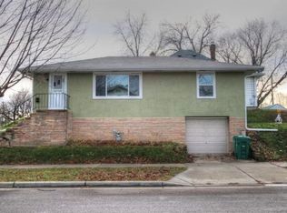 936 Cottage Ave E, Saint Paul, MN 55106