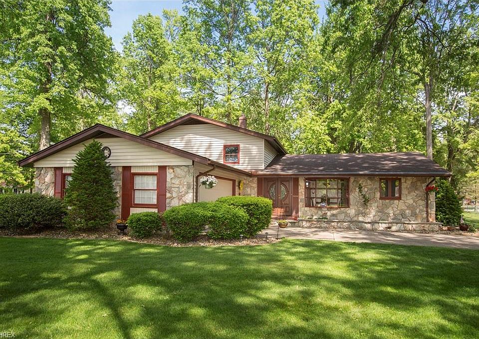 1st image of 3997 Darby Ln
