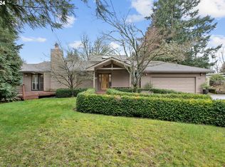 700 SW Schaeffer Rd, West Linn, OR 97068